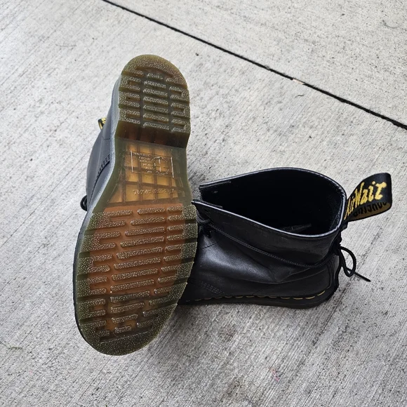 Dr. Martin Brand New Boots - Picture 3 of 4